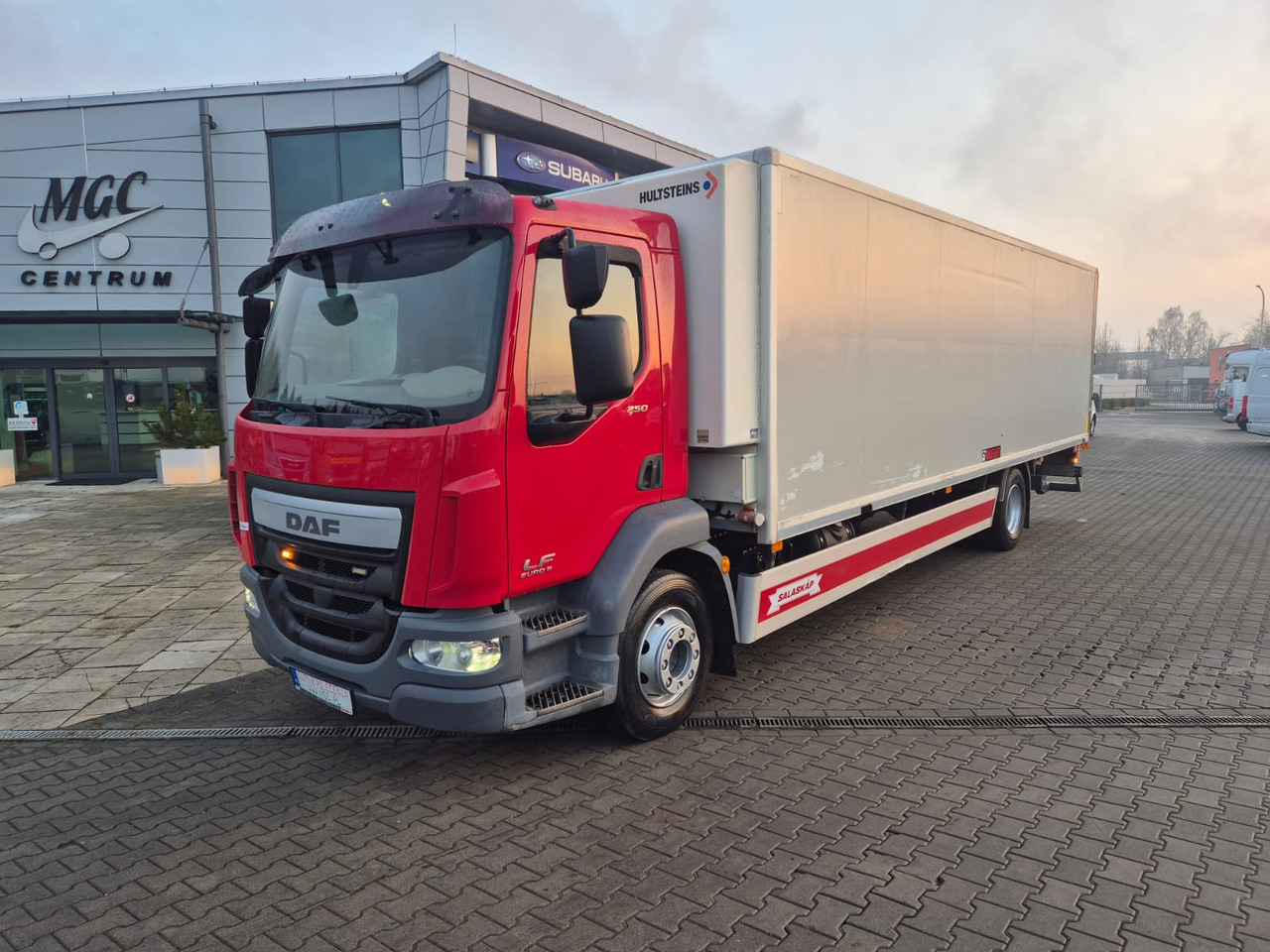 DAF LF 250 LF250I / 1 Owner / Hulsteins / Super Condition - Φορτηγό ψυγείο: φωτογραφία 2 DAF LF 250 LF250I / 1 Owner / Hulsteins / Super Condition - Φορτηγό ψυγείο: φωτογραφία 2