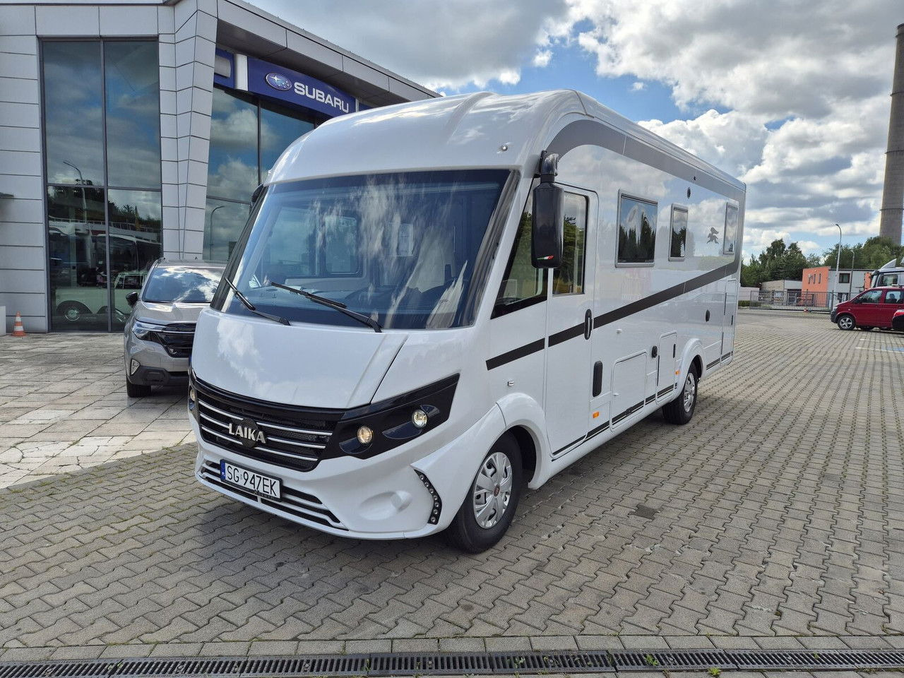 Fiat H4109 Laika H4109 - Ενιαίο αυτοκινούμενο: φωτογραφία 3 Fiat H4109 Laika H4109 - Ενιαίο αυτοκινούμενο: φωτογραφία 3