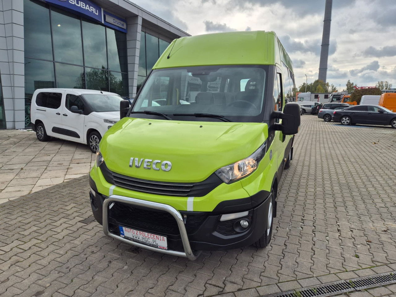 IVECO Daily 35S12 Hi-Matic / 10 Seats - Μικρό λεωφορείο, Επιβατικό βαν: φωτογραφία 3 IVECO Daily 35S12 Hi-Matic / 10 Seats - Μικρό λεωφορείο, Επιβατικό βαν: φωτογραφία 3