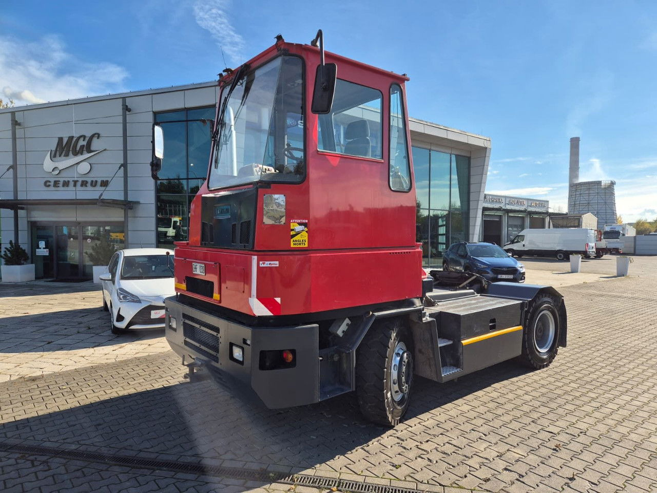 KALMAR TR618i - 4X4 - LIKE NEW! - Τράκτορες τελωνείων: φωτογραφία 2 KALMAR TR618i - 4X4 - LIKE NEW! - Τράκτορες τελωνείων: φωτογραφία 2