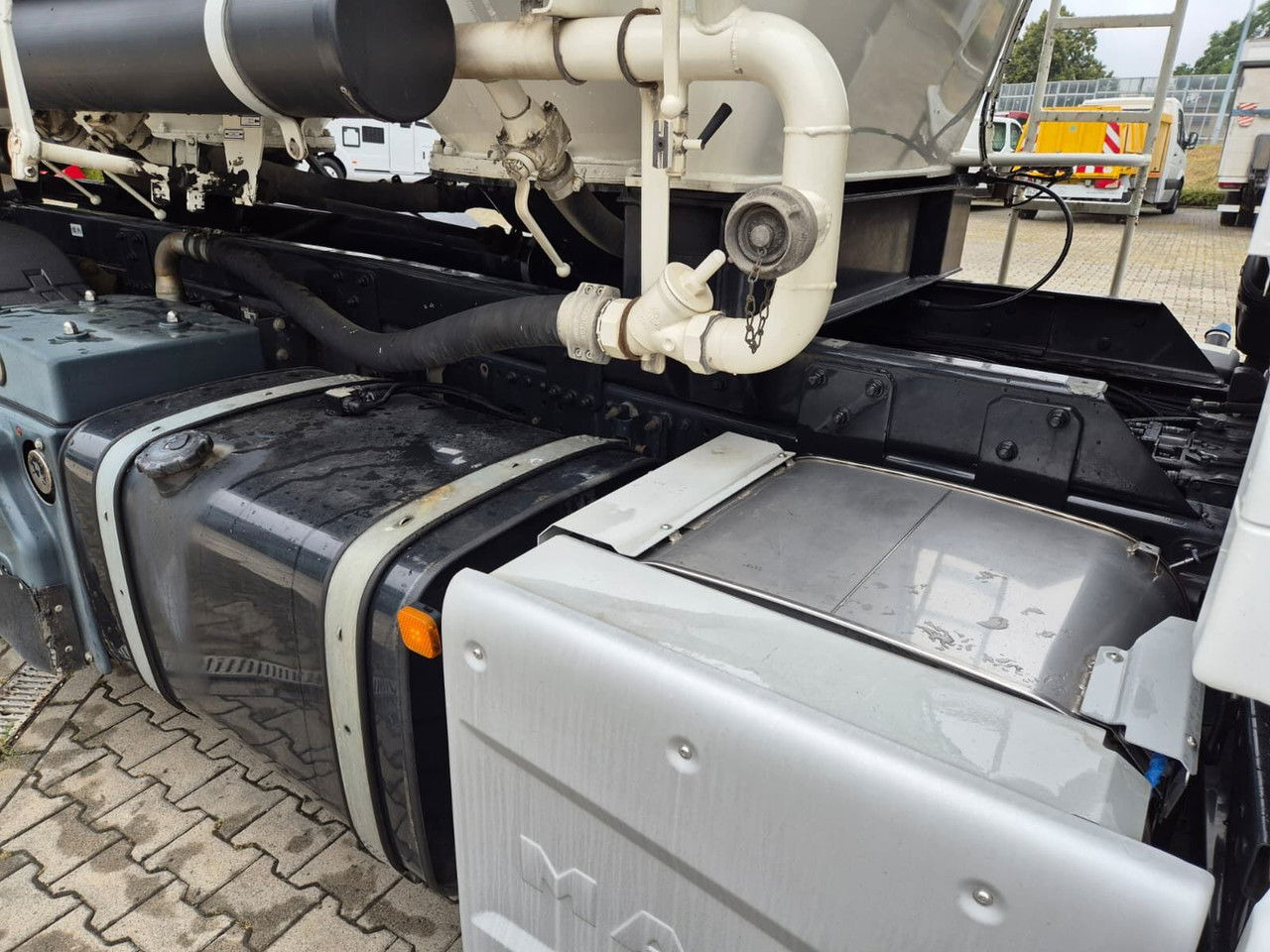 Φορτηγό MAN TGS 26.480 Spritzer / 1 Owner /for transporting bulk materials: φωτογραφία 26
