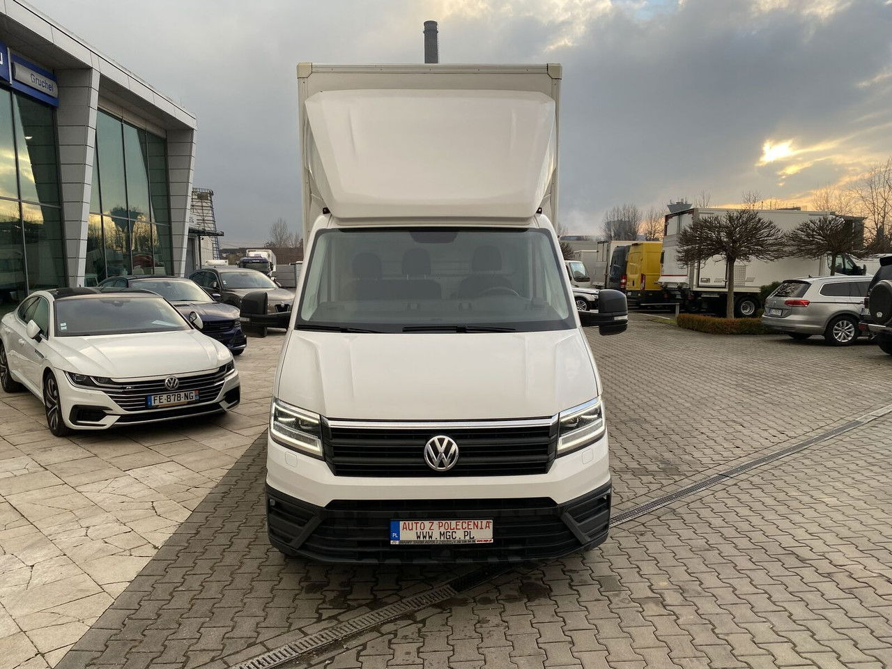 Volkswagen Crafter 2.0 TDI 177HP / High Container / Lift 750KG / Super Cond Volkswagen Crafter 2.0 TDI 177HP / High Container / Lift 750KG / Super Cond - Επαγγελματικό αυτοκίνητο κόφα: φωτογραφία 5 Volkswagen Crafter 2.0 TDI 177HP / High Container / Lift 750KG / Super Cond Volkswagen Crafter 2.0 TDI 177HP / High Container / Lift 750KG / Super Cond - Επαγγελματικό αυτοκίνητο κόφα: φωτογραφία 5