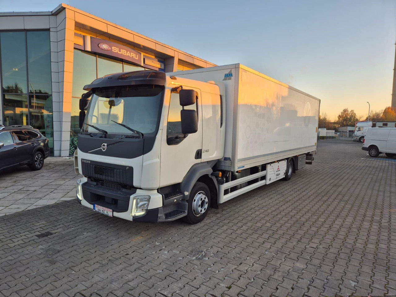 Volvo FL 240 - Φορτηγό ψυγείο: φωτογραφία 1 Volvo FL 240 - Φορτηγό ψυγείο: φωτογραφία 1