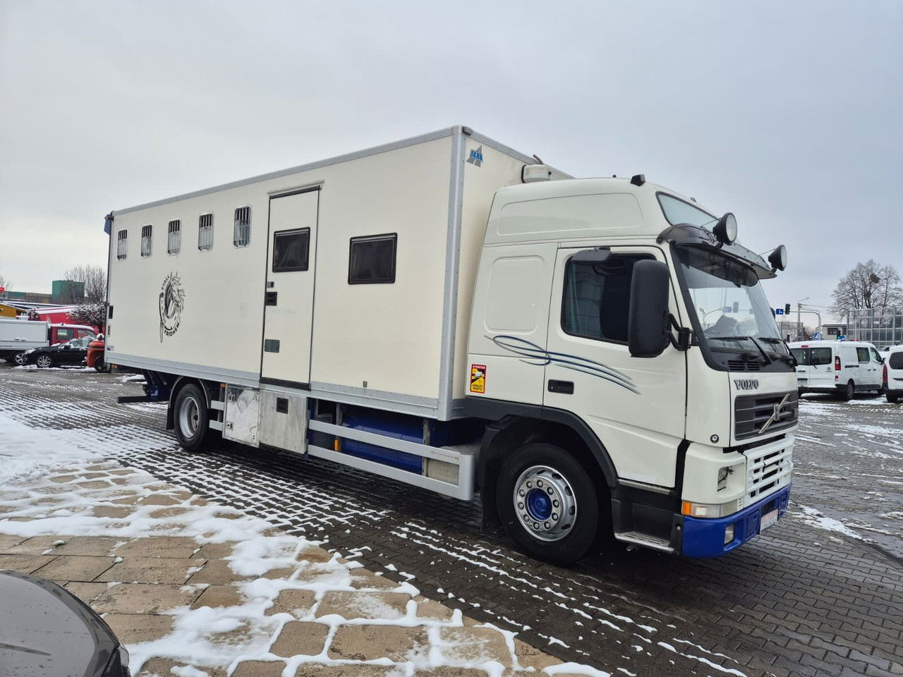Volvo FM 7 5 Horses / Live Cabin / 1 Owner / Serviced - Φορτηγό μεταφοράς αλόγων: φωτογραφία 5 Volvo FM 7 5 Horses / Live Cabin / 1 Owner / Serviced - Φορτηγό μεταφοράς αλόγων: φωτογραφία 5