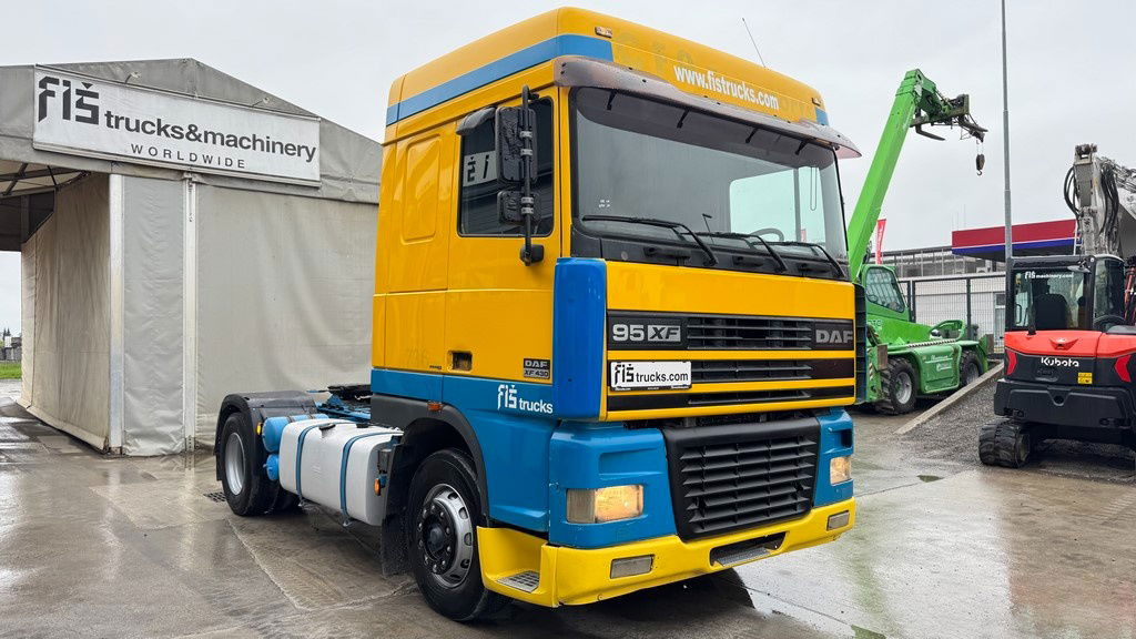 DAF XF 95.430 4x2 tractor unit - euro 3 - Τράκτορας: φωτογραφία 3 DAF XF 95.430 4x2 tractor unit - euro 3 - Τράκτορας: φωτογραφία 3