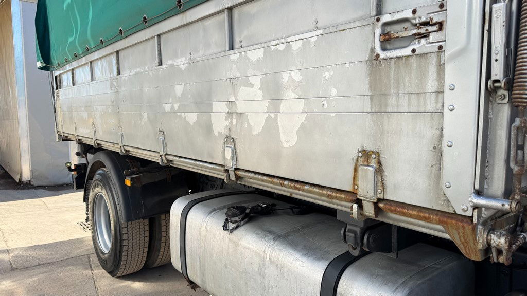Mercedes-Benz Actros 1841 L 4x2 tipper - tarpaulin - euro 5 - Φορτηγό ανατρεπόμενο: φωτογραφία 4 Mercedes-Benz Actros 1841 L 4x2 tipper - tarpaulin - euro 5 - Φορτηγό ανατρεπόμενο: φωτογραφία 4