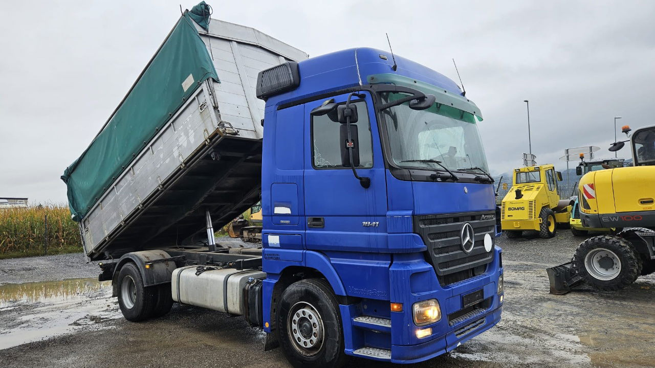Mercedes-Benz Actros 1841 L 4x2 tipper - tarpaulin - euro 5 - Φορτηγό ανατρεπόμενο: φωτογραφία 2 Mercedes-Benz Actros 1841 L 4x2 tipper - tarpaulin - euro 5 - Φορτηγό ανατρεπόμενο: φωτογραφία 2