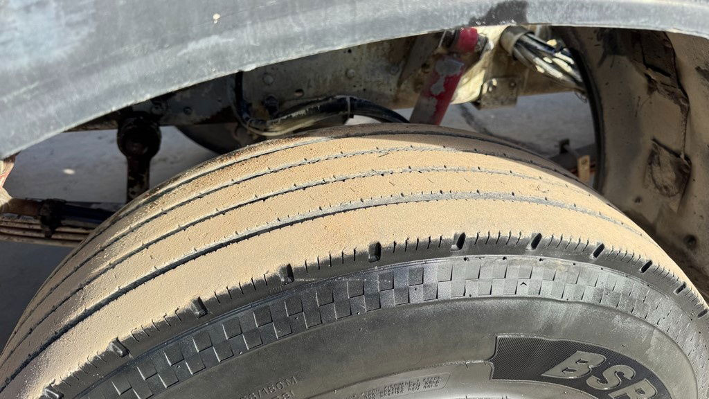 Φορτηγό σασί Mercedes-Benz SK 3234 8x4 chassis: φωτογραφία 11