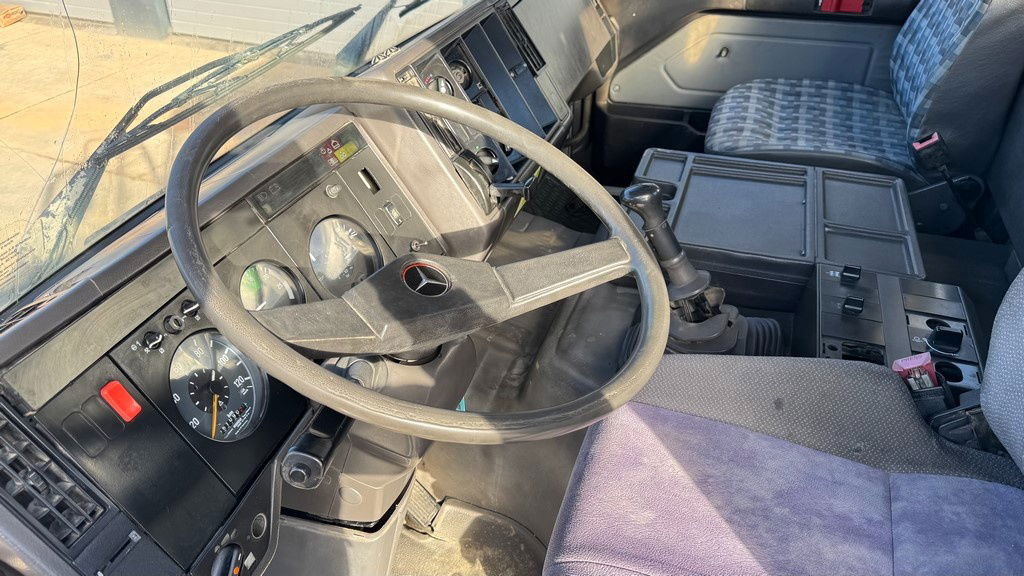 Φορτηγό σασί Mercedes-Benz SK 3234 8x4 chassis: φωτογραφία 19