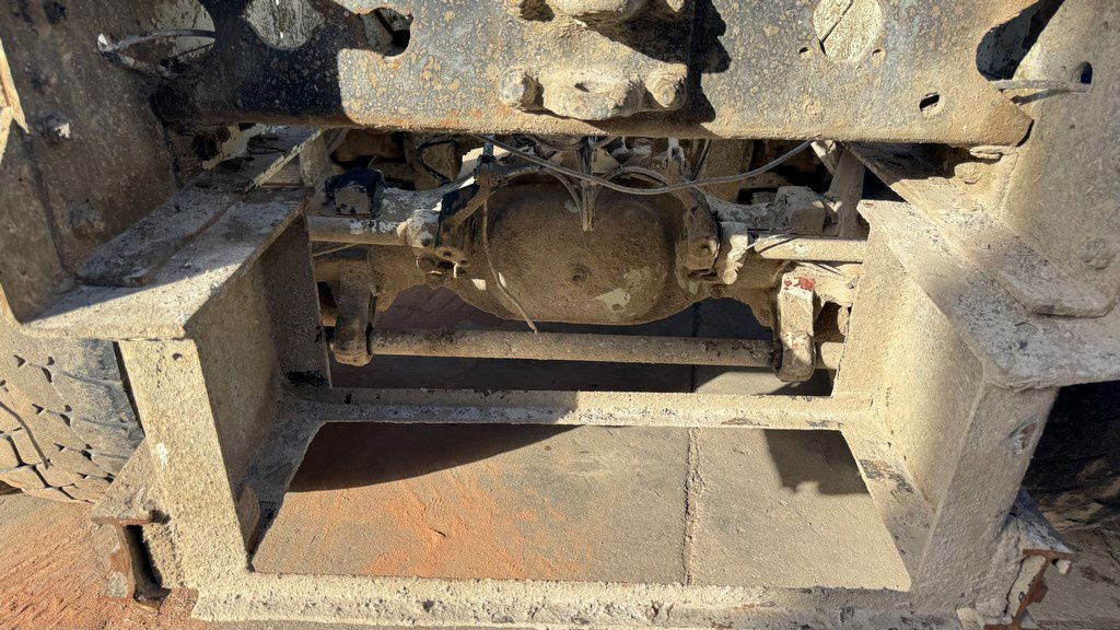 Φορτηγό σασί Mercedes-Benz SK 3234 8x4 chassis: φωτογραφία 14