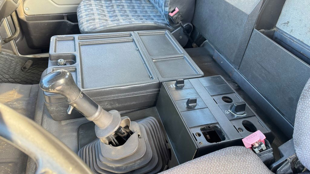 Φορτηγό σασί Mercedes-Benz SK 3234 8x4 chassis: φωτογραφία 24