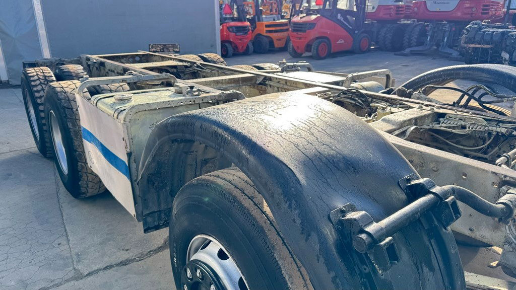 Mercedes-Benz SK 3234 8x4 chassis - Φορτηγό σασί: φωτογραφία 4 Mercedes-Benz SK 3234 8x4 chassis - Φορτηγό σασί: φωτογραφία 4