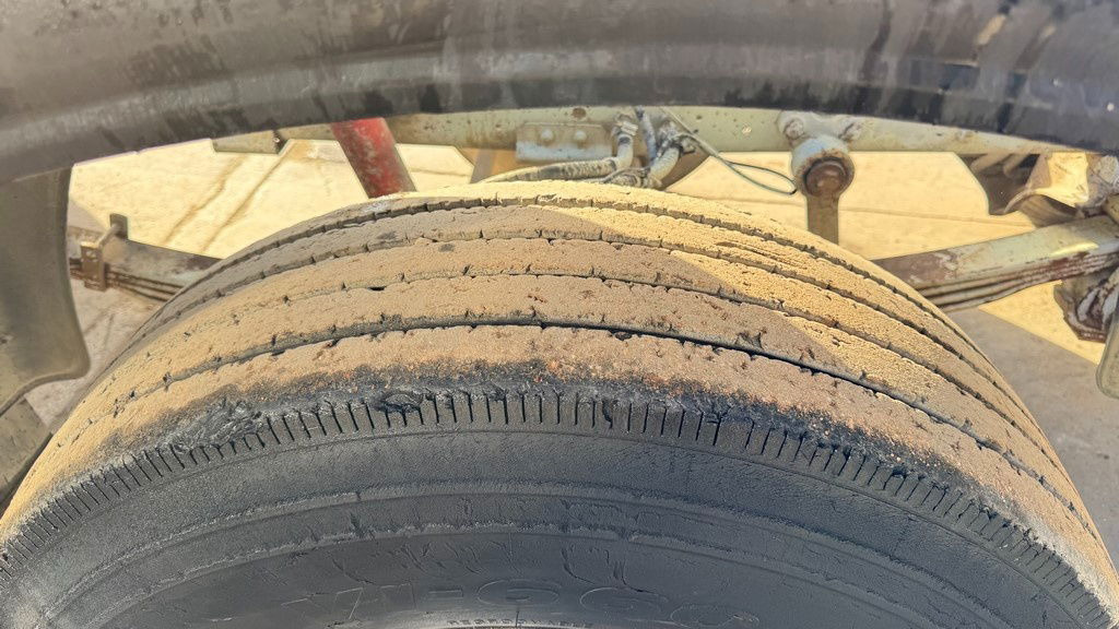 Φορτηγό σασί Mercedes-Benz SK 3234 8x4 chassis: φωτογραφία 10