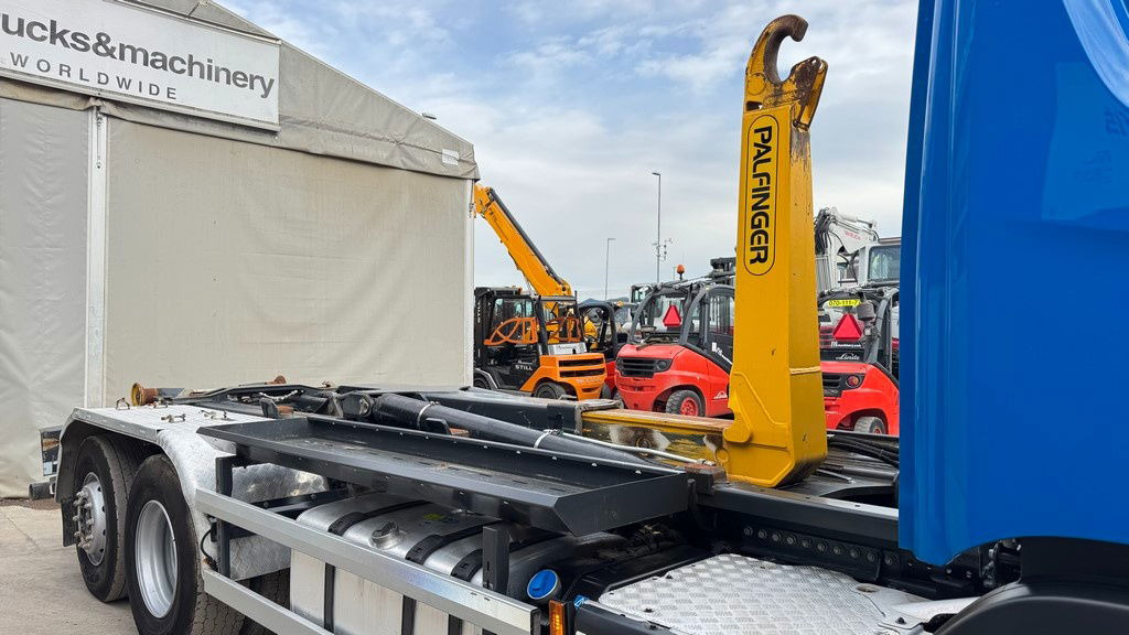 Scania P 360 6x2 palfinger abroll tipper - steering axle - Φορτηγό μεταφοράς εμπορευματοκιβωτίων/ Κινητό αμάξωμα: φωτογραφία 4 Scania P 360 6x2 palfinger abroll tipper - steering axle - Φορτηγό μεταφοράς εμπορευματοκιβωτίων/ Κινητό αμάξωμα: φωτογραφία 4