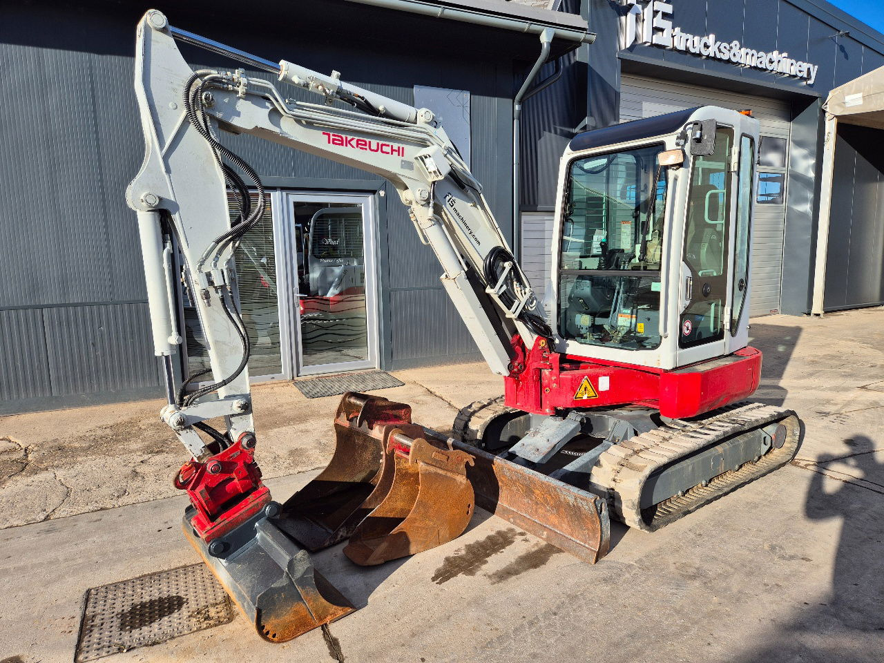 Takeuchi TB138FR - Powertilt - 3X Buckets - 2015 Year - Μίνι εκσκαφέας: φωτογραφία 1 Takeuchi TB138FR - Powertilt - 3X Buckets - 2015 Year - Μίνι εκσκαφέας: φωτογραφία 1