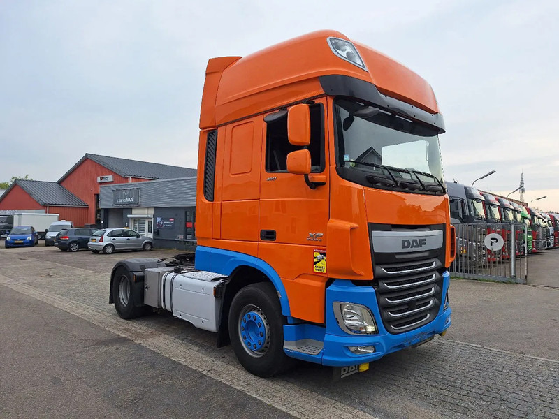 DAF XF 460 XF 460 MET ZF RETARDER - Τράκτορας: φωτογραφία 3 DAF XF 460 XF 460 MET ZF RETARDER - Τράκτορας: φωτογραφία 3