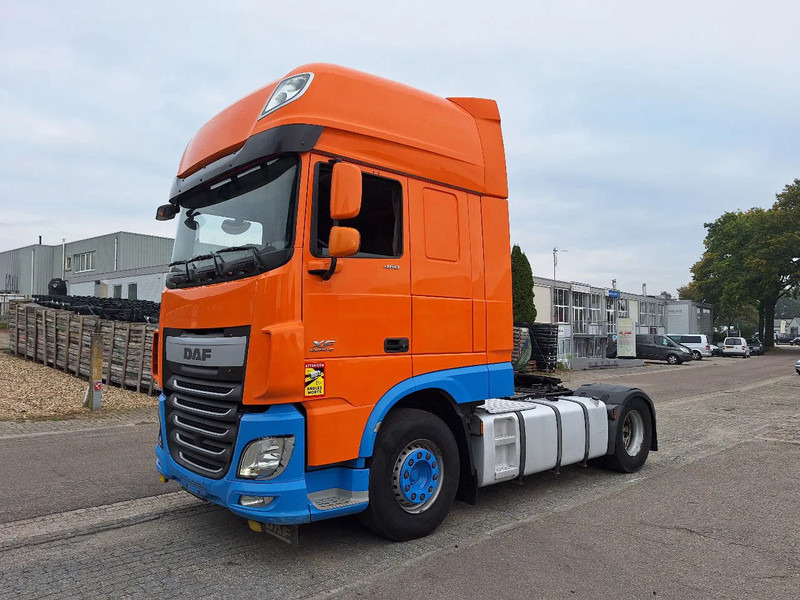 DAF XF 460 XF 460 MET ZF RETARDER - Τράκτορας: φωτογραφία 1 DAF XF 460 XF 460 MET ZF RETARDER - Τράκτορας: φωτογραφία 1