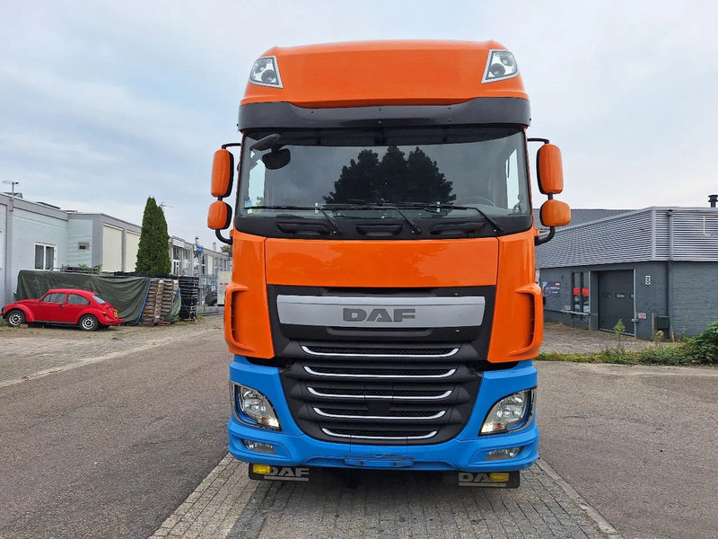 DAF XF 460 XF 460 MET ZF RETARDER - Τράκτορας: φωτογραφία 2 DAF XF 460 XF 460 MET ZF RETARDER - Τράκτορας: φωτογραφία 2