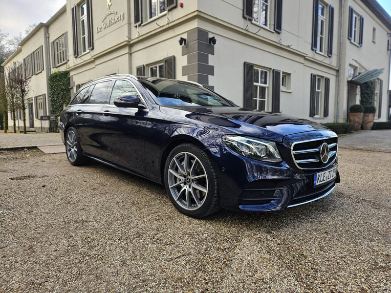 Mercedes-Benz E-Klasse E-Klasse - Αυτοκίνητο: φωτογραφία 1 Mercedes-Benz E-Klasse E-Klasse - Αυτοκίνητο: φωτογραφία 1
