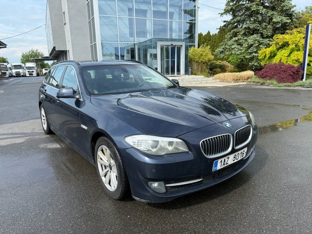 BMW 520D Touring F11 - Αυτοκίνητο: φωτογραφία 1 BMW 520D Touring F11 - Αυτοκίνητο: φωτογραφία 1