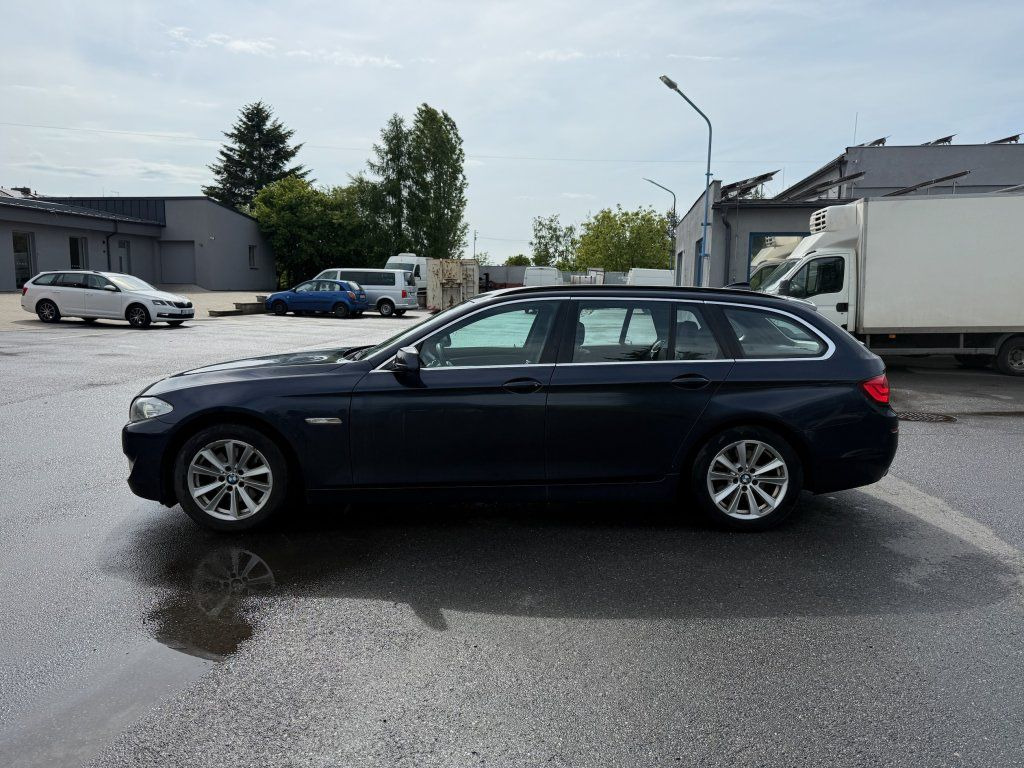 BMW 520D Touring F11 - Αυτοκίνητο: φωτογραφία 3 BMW 520D Touring F11 - Αυτοκίνητο: φωτογραφία 3