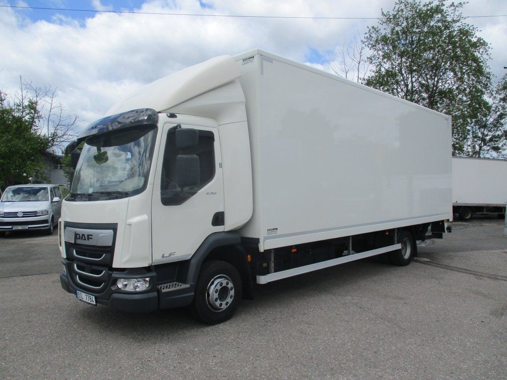 DAF LF 230 Dhollandia 2T - Φορτηγό κόφα: φωτογραφία 3 DAF LF 230 Dhollandia 2T - Φορτηγό κόφα: φωτογραφία 3