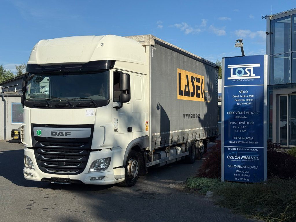 DAF XF440 EURO 6 6x2 - Φορτηγό μουσαμάς: φωτογραφία 1 DAF XF440 EURO 6 6x2 - Φορτηγό μουσαμάς: φωτογραφία 1