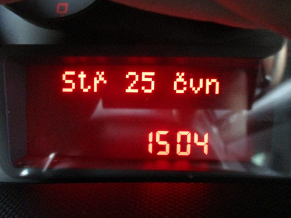 Επαγγελματικό αυτοκίνητο ψυγείο Iveco Daily 35C16 Dhollandia: φωτογραφία 19 Επαγγελματικό αυτοκίνητο ψυγείο Iveco Daily 35C16 Dhollandia: φωτογραφία 19