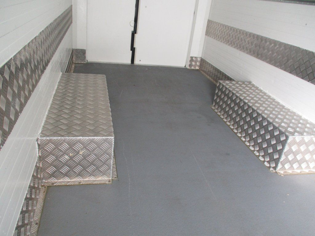 Επαγγελματικό αυτοκίνητο ψυγείο Iveco Daily 35C16: φωτογραφία 8 Επαγγελματικό αυτοκίνητο ψυγείο Iveco Daily 35C16: φωτογραφία 8