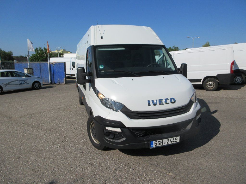 Iveco Daily 35S16 Hi Matic - Βαν: φωτογραφία 4 Iveco Daily 35S16 Hi Matic - Βαν: φωτογραφία 4