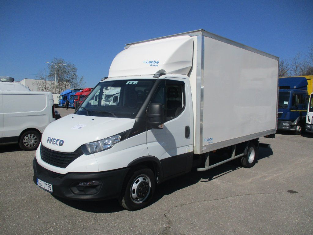 Iveco Daily 35c16 3.0l - Επαγγελματικό αυτοκίνητο κόφα: φωτογραφία 1 Iveco Daily 35c16 3.0l - Επαγγελματικό αυτοκίνητο κόφα: φωτογραφία 1