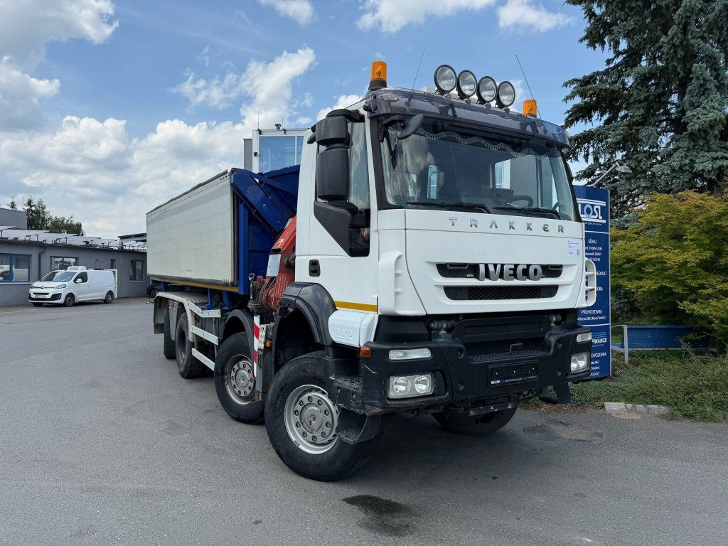 Iveco Trakker AD410 T45 8x8 + HMF 1643 Z2 - Φορτηγό ανατρεπόμενο: φωτογραφία 2 Iveco Trakker AD410 T45 8x8 + HMF 1643 Z2 - Φορτηγό ανατρεπόμενο: φωτογραφία 2