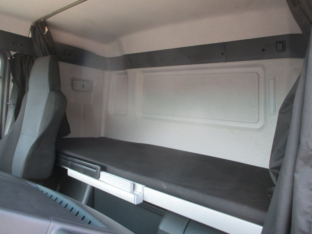 MAN TGL 12.220 - Φορτηγό κόφα: φωτογραφία 5 MAN TGL 12.220 - Φορτηγό κόφα: φωτογραφία 5