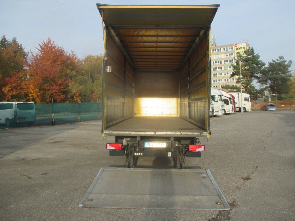 Φορτηγό μουσαμάς MAN TGL 12.250: φωτογραφία 8