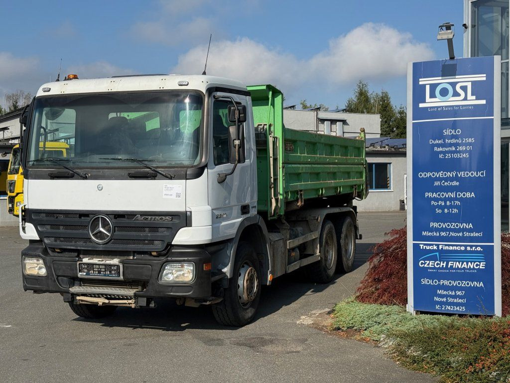 Mercedes-Benz 2641 Actros 6x4 EURO 4 - Φορτηγό ανατρεπόμενο: φωτογραφία 1 Mercedes-Benz 2641 Actros 6x4 EURO 4 - Φορτηγό ανατρεπόμενο: φωτογραφία 1