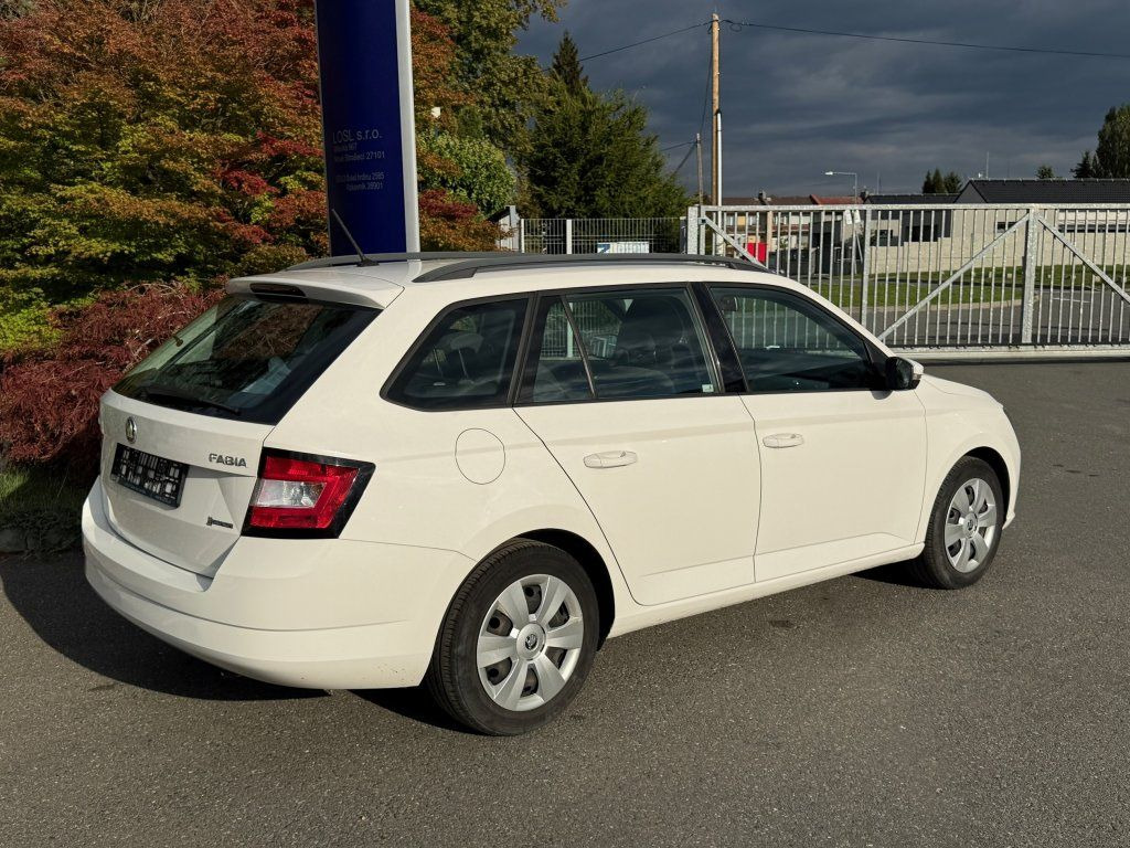 Skoda 1,4TDi kombi - Station wagon: φωτογραφία 4 Skoda 1,4TDi kombi - Station wagon: φωτογραφία 4