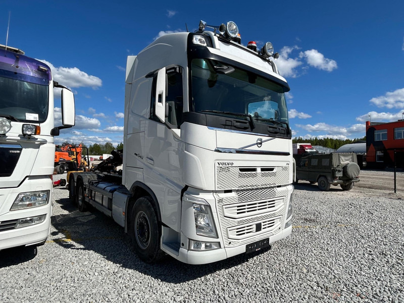 Volvo FH 540 | 6x4 | HIAB 21 | NOSTOTELI | TULOSSA - Φορτηγό φόρτωσης γάντζου: φωτογραφία 3 Volvo FH 540 | 6x4 | HIAB 21 | NOSTOTELI | TULOSSA - Φορτηγό φόρτωσης γάντζου: φωτογραφία 3
