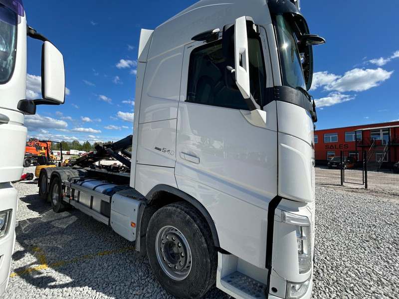 Volvo FH 540 | 6x4 | HIAB 21 | NOSTOTELI | TULOSSA - Φορτηγό φόρτωσης γάντζου: φωτογραφία 4 Volvo FH 540 | 6x4 | HIAB 21 | NOSTOTELI | TULOSSA - Φορτηγό φόρτωσης γάντζου: φωτογραφία 4