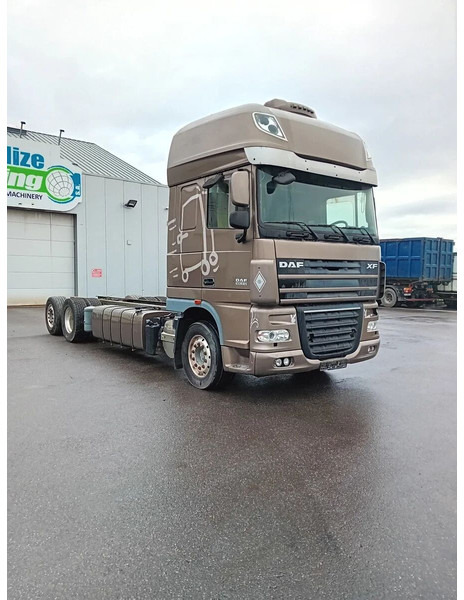 DAF XF 105.510 6x2 - Φορτηγό σασί: φωτογραφία 1 DAF XF 105.510 6x2 - Φορτηγό σασί: φωτογραφία 1