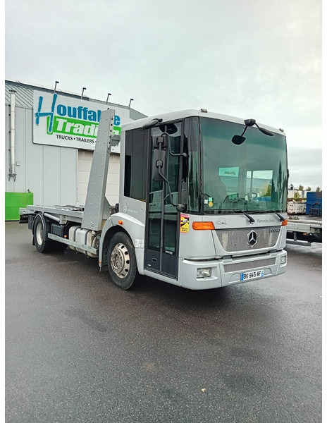 Mercedes-Benz Econic 1833 - Φορτηγό ρυμούλκησης: φωτογραφία 1 Mercedes-Benz Econic 1833 - Φορτηγό ρυμούλκησης: φωτογραφία 1