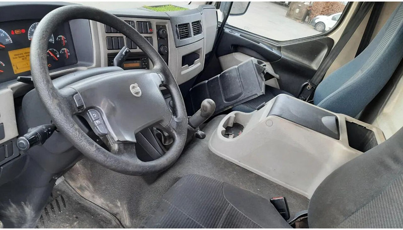 Volvo FL 240 - Φορτηγό μουσαμάς: φωτογραφία 5 Volvo FL 240 - Φορτηγό μουσαμάς: φωτογραφία 5