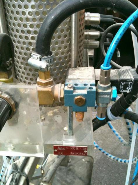 Baumer HHS C-210 2-channel glue application control system - Διπλωτική μηχανή: φωτογραφία 4 Baumer HHS C-210 2-channel glue application control system - Διπλωτική μηχανή: φωτογραφία 4