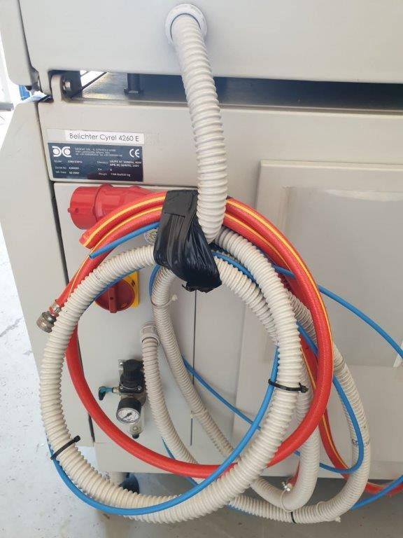 Light Finisher Dupont Cyrel 4260 Expo - Εκτυπωτική μηχανή: φωτογραφία 3 Light Finisher Dupont Cyrel 4260 Expo - Εκτυπωτική μηχανή: φωτογραφία 3