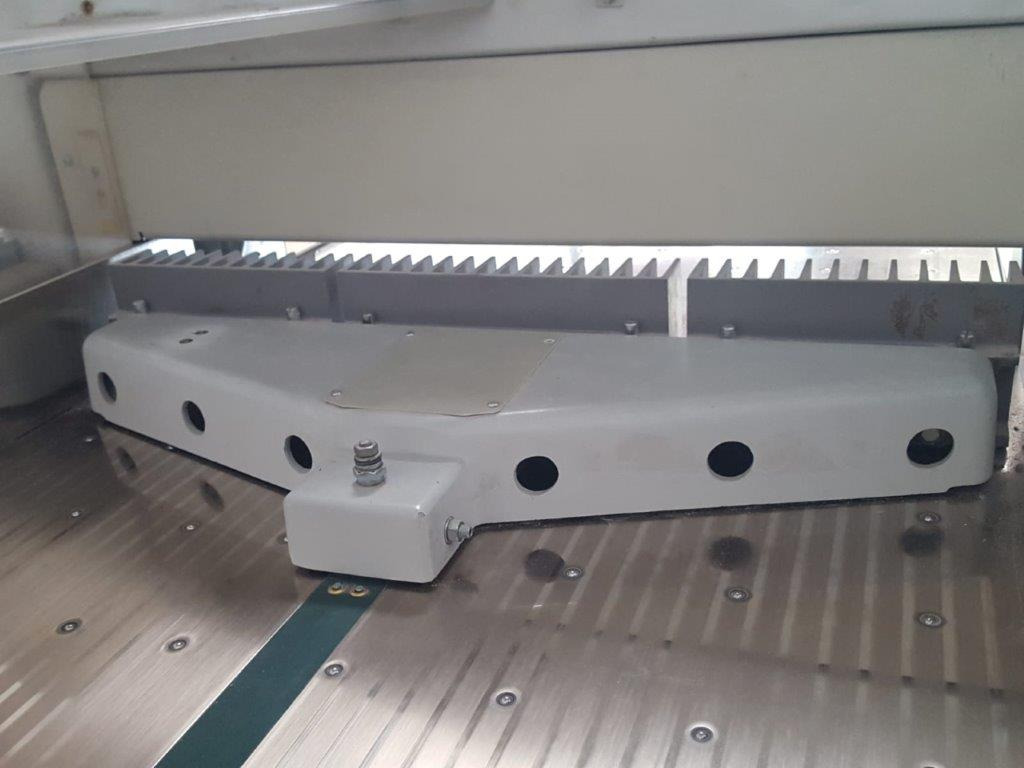 Polar Mohr High Speed Cutter Polar 115 ED - Μηχανή κοπής χαρτιού: φωτογραφία 4 Polar Mohr High Speed Cutter Polar 115 ED - Μηχανή κοπής χαρτιού: φωτογραφία 4