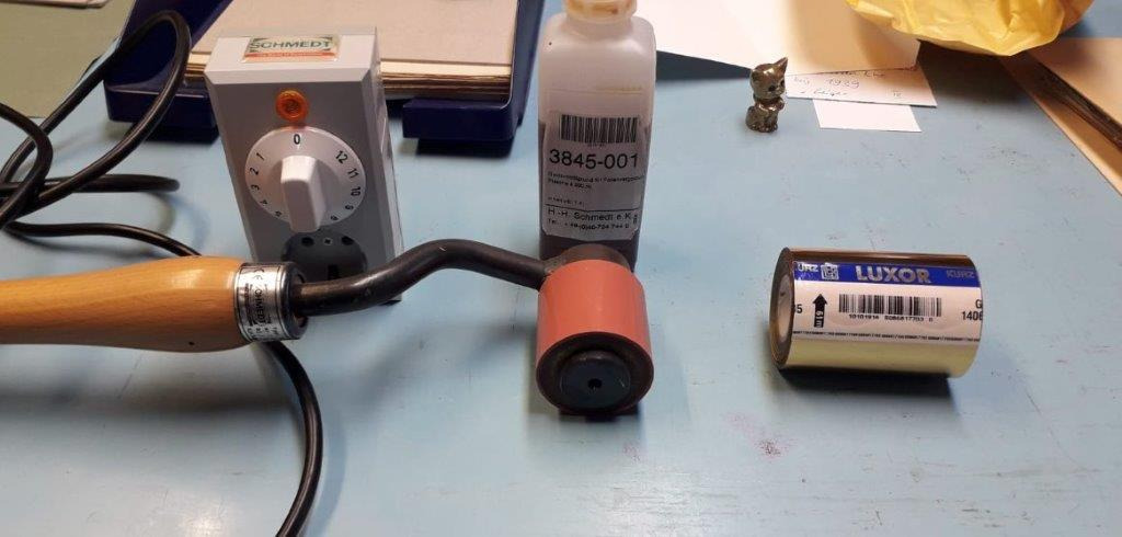 Schmedt gold cut book cut heated gilding roller - Μηχανή βιβλιοδεσίας: φωτογραφία 1 Schmedt gold cut book cut heated gilding roller - Μηχανή βιβλιοδεσίας: φωτογραφία 1