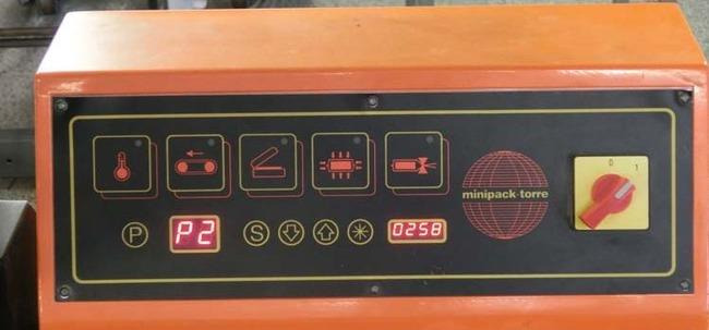 Torre Minipack FM 76 A Digit Semi Automatic Hood Shrinker - Μηχανή συσκευασίας: φωτογραφία 2 Torre Minipack FM 76 A Digit Semi Automatic Hood Shrinker - Μηχανή συσκευασίας: φωτογραφία 2