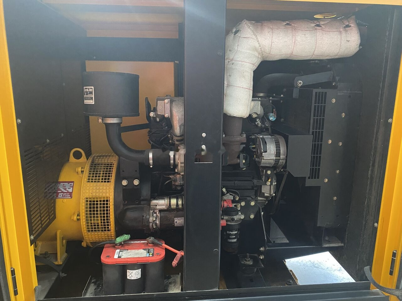 SDMO Perkins 75 kVa Diesel - Βιομηχανική γεννήτρια: φωτογραφία 2 SDMO Perkins 75 kVa Diesel - Βιομηχανική γεννήτρια: φωτογραφία 2