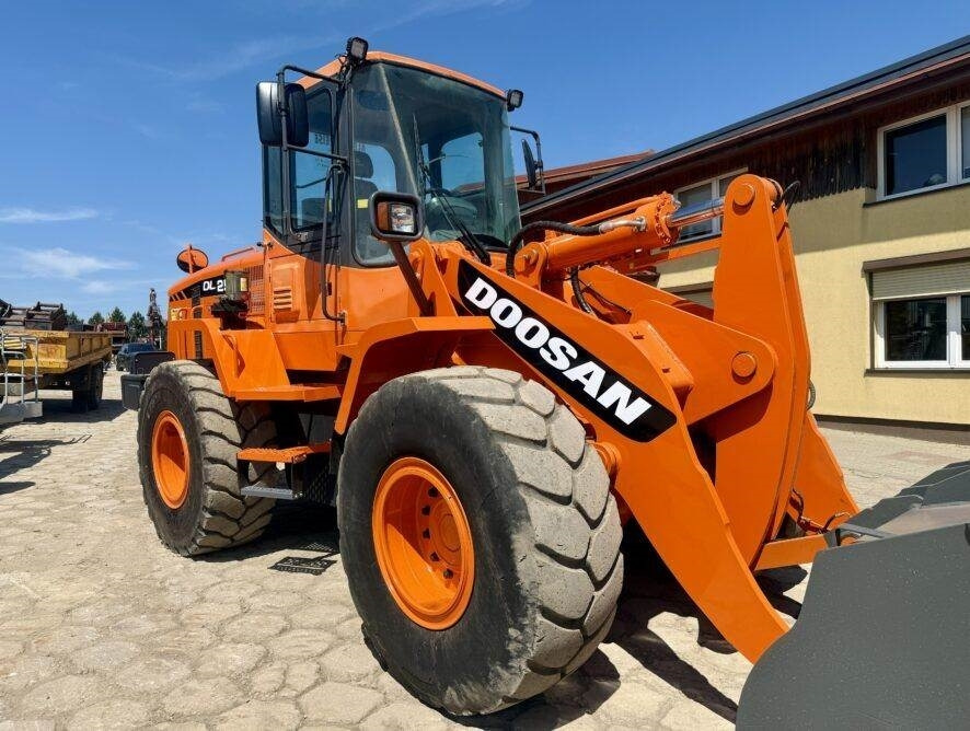 Doosan DL250 - Ελαστιχοφόρος φορτωτής: φωτογραφία 3 Doosan DL250 - Ελαστιχοφόρος φορτωτής: φωτογραφία 3