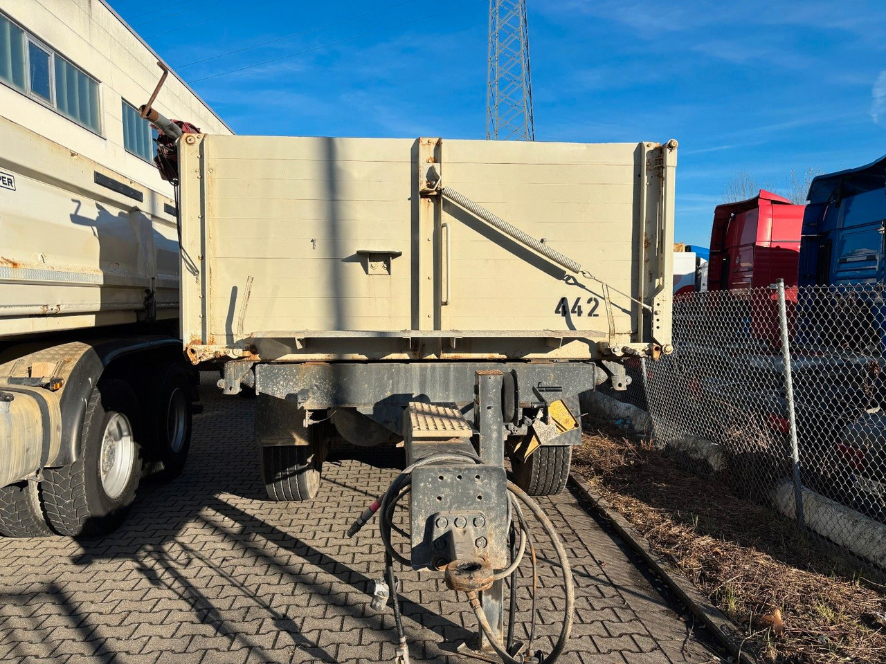 Carnehl Tandem /BPW/ Luftfederung/ Rollplane Carnehl Tandem /BPW/ Luftfederung/ Rollplane - Ρυμούλκα ανατρεπόμενο: φωτογραφία 4 Carnehl Tandem /BPW/ Luftfederung/ Rollplane Carnehl Tandem /BPW/ Luftfederung/ Rollplane - Ρυμούλκα ανατρεπόμενο: φωτογραφία 4