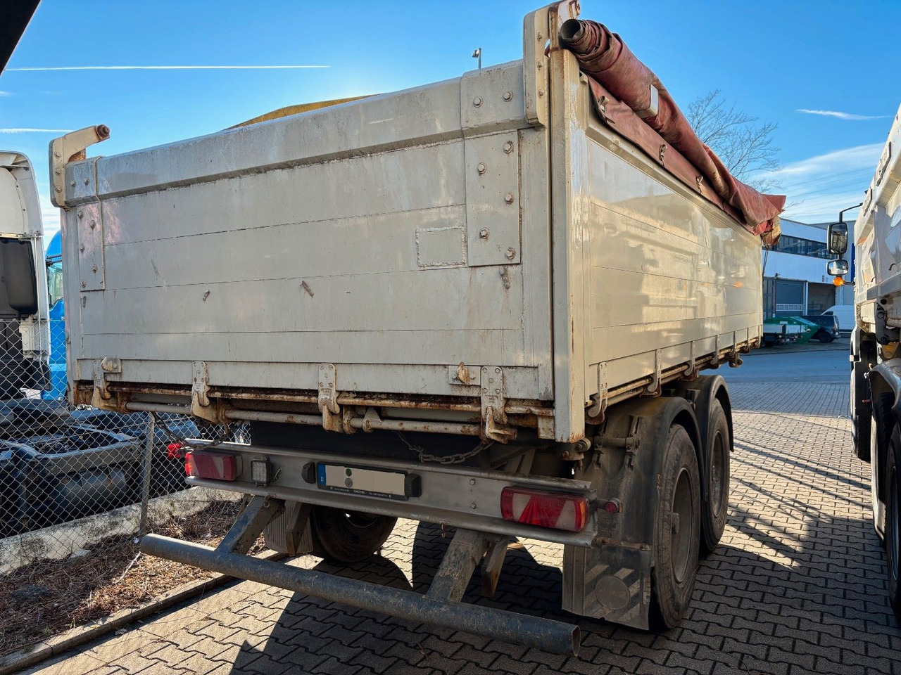 Carnehl Tandem /BPW/ Luftfederung/ Rollplane Carnehl Tandem /BPW/ Luftfederung/ Rollplane - Ρυμούλκα ανατρεπόμενο: φωτογραφία 2 Carnehl Tandem /BPW/ Luftfederung/ Rollplane Carnehl Tandem /BPW/ Luftfederung/ Rollplane - Ρυμούλκα ανατρεπόμενο: φωτογραφία 2